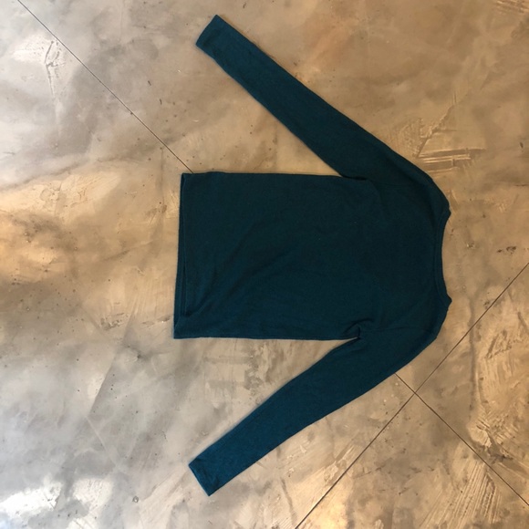 Never worn express sweater - Picture 3 of 3